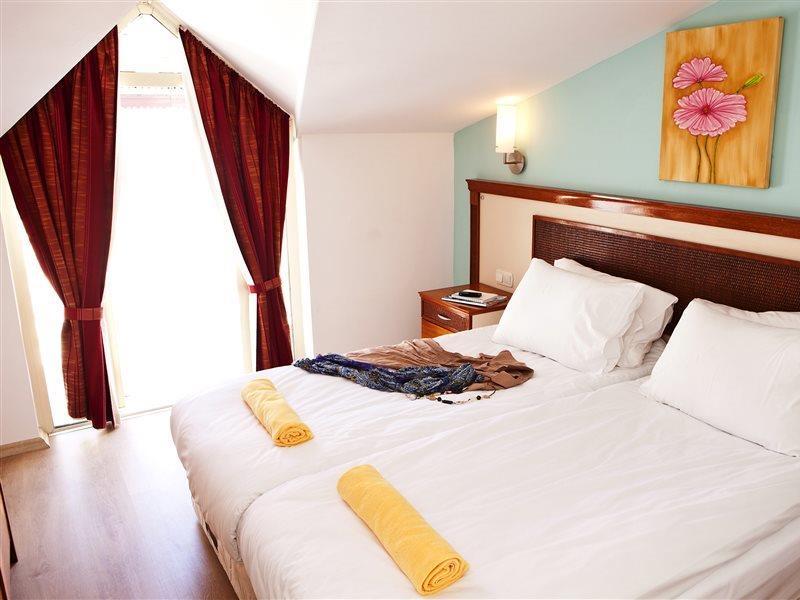 Villa Adora Beach Side Ngoại thất bức ảnh