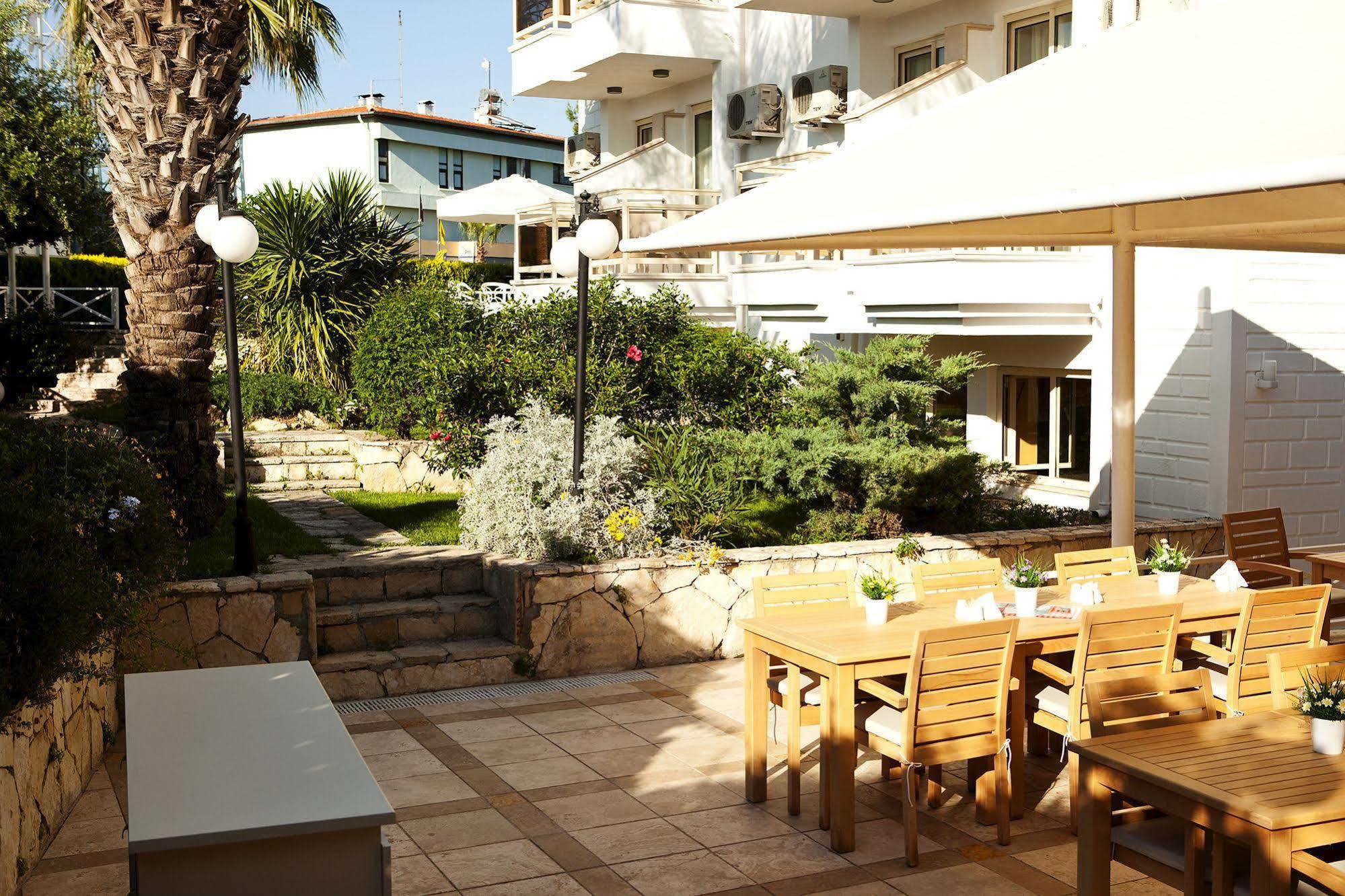 Villa Adora Beach Side Ngoại thất bức ảnh